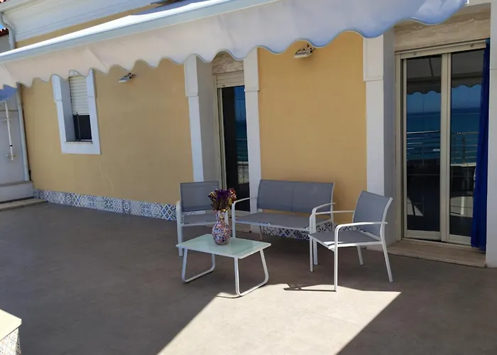 La Terrazza Di Adele Lejlighed *