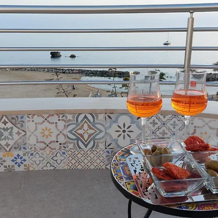 Apartment La Terrazza Di Adele Scoglitti