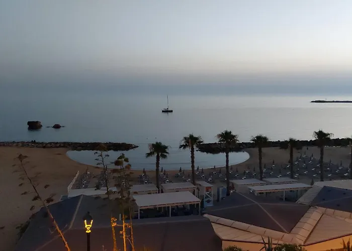 La Terrazza Di Adele 公寓 *